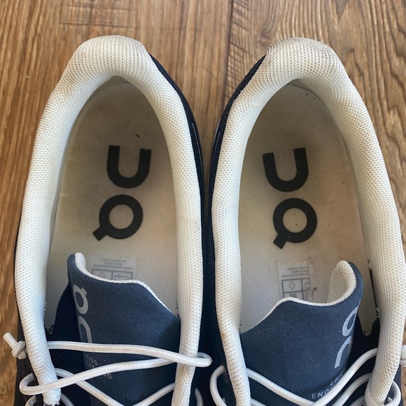 On Cloud Running Shoes Navy Blue Men's 9.5 - Picture 5 of 10
